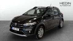 Svart (black) Begagnad 2022 Dacia Sandero Comfort Halvkombi | 129 900 kr (Marknadspris)