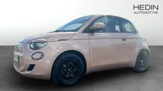 Röd (pink) Begagnad 2021 Fiat 500e Passion Halvkombi | 179 900 kr (Marknadspris)