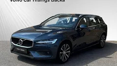 Blå Begagnad 2020 Volvo V60 Momentum Kombi | 332 900 kr (Marknadspris)