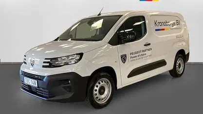 Vit kaolin Begagnad 2024 Peugeot Partner Minibuss | 314 500 kr