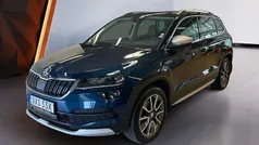 Blå Begagnad 2020 Skoda Karoq SUV | 219 900 kr (Marknadspris)