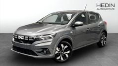 Vit (white) Ny 2025 Dacia Sandero Expression Halvkombi | 219 900 kr (Marknadspris)