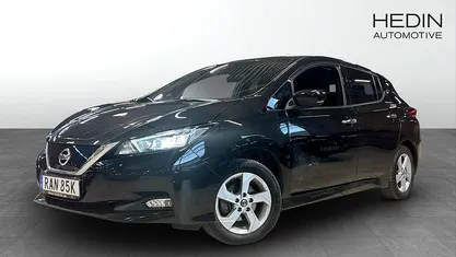 Begagnad 2022 Nissan Leaf N-Connecta Halvkombi | 219 900 kr (Marknadspris)