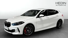 Begagnad 2022 BMW 118 M Sport Halvkombi | 309 700 kr