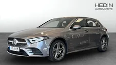 Mörkgrå (grey) Begagnad 2022 Mercedes A250 Halvkombi | 322 900 kr (Marknadspris)
