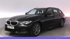 Svart Begagnad 2021 BMW 330e Sport Line Kombi | 329 900 kr (Lite dyr)