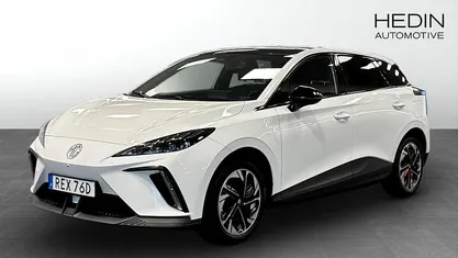 Begagnad MG MG4 EV Luxury 150 kW (204 HK) 2022 Halvkombi