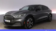 Grå Begagnad 2021 Ford Mustang Mach-E SUV | 318 900 kr (Bra pris)