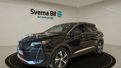 Svart perla metallic Begagnad 2024 Peugeot 3008 GT SUV | 259 900 kr (Marknadspris)