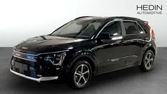 Svart (black) Ny 2025 Kia Niro Advance SUV | 413 376 kr