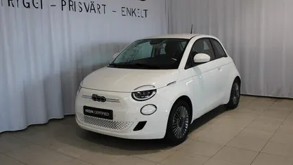 Begagnad 2021 Fiat 500e Icon Halvkombi | 199 900 kr (Marknadspris)