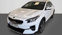 Infra red metallic Begagnad 2021 Kia XCeed Advance SUV | 239 900 kr (Marknadspris)