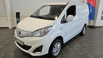 Vit Begagnad 2023 BYD ETP3 Van | 199 900 kr