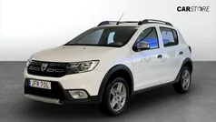 Vit Begagnad 2021 Dacia Sandero Stepway Halvkombi | 89 900 kr