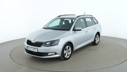 Silver Begagnad 2017 Skoda Fabia Style Kombi | 109 000 kr (Marknadspris)