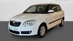 Vit Begagnad 2010 Skoda Fabia Ambiente Halvkombi | 41 900 kr