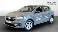 Grå (grey) Ny 2025 Dacia Sandero Essentiel Halvkombi | 169 000 kr (Marknadspris)