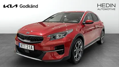 Röd Begagnad 2021 Kia XCeed Advance SUV | 239 900 kr (Marknadspris)