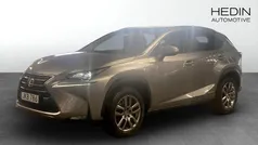 Ljusgrå (grey) Begagnad 2015 Lexus NX300h SUV | 209 900 kr (Bra pris)
