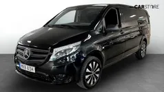 Svart Begagnad 2022 Mercedes Vito Minibuss | 379 000 kr
