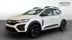 Vit (white) Ny 2025 Dacia Sandero Extreme Halvkombi | 249 900 kr (Marknadspris)