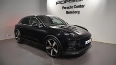 Svart (black) Ny 2025 Porsche Macan SUV | 1 311 900 kr (Marknadspris)