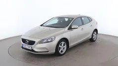 Ljusbrun Begagnad 2017 Volvo V40 Kinetic Kombi | 129 000 kr (Marknadspris)