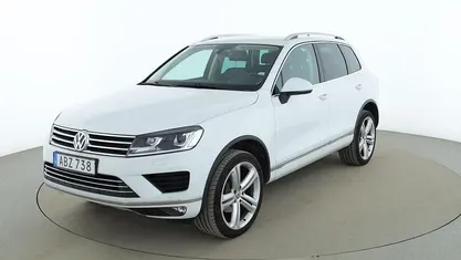 Vit Begagnad 2018 VW Touareg SUV | 283 000 kr (Bra pris)