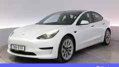 Begagnad 2022 Tesla Model 3 Standard Range Plus Sedan | 324 900 kr (Marknadspris)