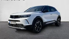 Vit Begagnad 2023 Opel Mokka Ultimate SUV | 209 900 kr (Marknadspris)