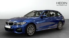 Blå (blue) Begagnad 2022 BMW 330e M Sport Kombi | 358 700 kr (Marknadspris)