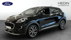 Svart (black) Begagnad 2022 Ford Puma Titanium SUV | 199 000 kr (Marknadspris)