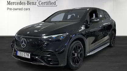Begagnad Mercedes EQE350 Premium 214 kW (292 HK) 2024 Svart SUV