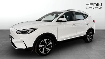 Begagnad MG ZS Comfort 114 kW (156 HK) 2022 Vit Halvkombi