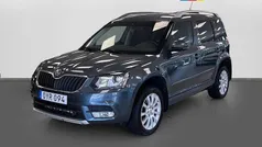 Grå Begagnad 2015 Skoda Yeti SUV | 139 900 kr (Marknadspris)