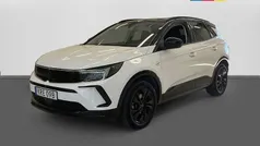Vit Begagnad 2024 Opel Grandland X GS Line SUV | 269 900 kr (Marknadspris)