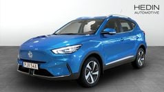 Blå (blue) Begagnad 2023 MG ZS Luxury Sedan | 264 900 kr (Superpris)