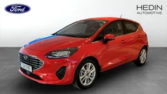 Röd (red) Begagnad 2022 Ford Fiesta Titanium Halvkombi | 189 000 kr