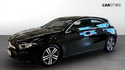 Svart Begagnad 2021 Mercedes A200 Halvkombi | 209 900 kr (Superpris)