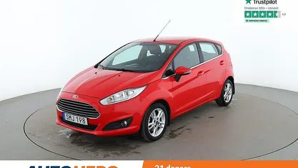 Röd Begagnad 2016 Ford Fiesta Titanium Halvkombi | 85 000 kr (Marknadspris)