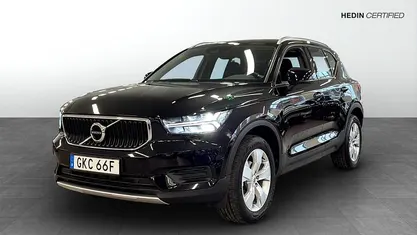 Svart Begagnad 2020 Volvo XC40 Momentum SUV | 279 900 kr (Marknadspris)