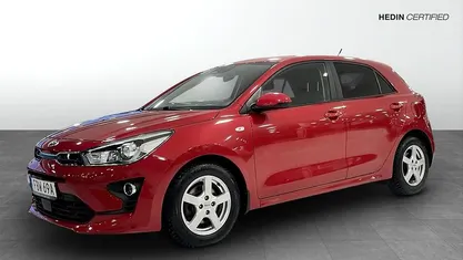 Röd Begagnad 2021 Kia Rio Advance Halvkombi | 149 900 kr (Marknadspris)