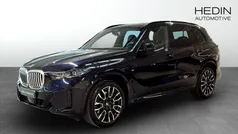 Svart (blue) Ny 2025 BMW X5 M Sport SUV | 1 028 700 kr (Superpris)