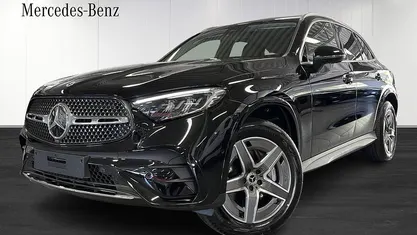 Ny 2025 Mercedes GLC300e SUV | 771 150 kr (Bra pris)