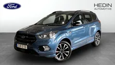 Blå (blue) Begagnad 2019 Ford Kuga ST-Line SUV | 174 900 kr (Marknadspris)