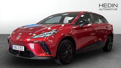 Röd (red) Begagnad 2023 MG MG4 EV Halvkombi | 254 500 kr (Marknadspris)