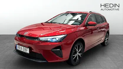 Röd Begagnad 2022 MG MG5 EV Luxury Kombi | 199 900 kr (Marknadspris)