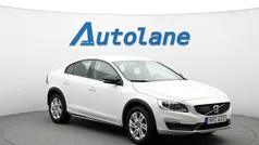 Vit (ice white) Begagnad 2016 Volvo S60 CC Momentum Sedan | 179 900 kr (Marknadspris)