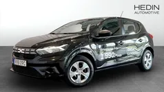 Svart (black) Ny 2025 Dacia Sandero Essentiel Halvkombi | 200 700 kr (Marknadspris)