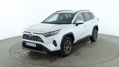 Begagnad 2023 Toyota RAV4 Hybrid Executive SUV | 436 000 kr (Superpris)